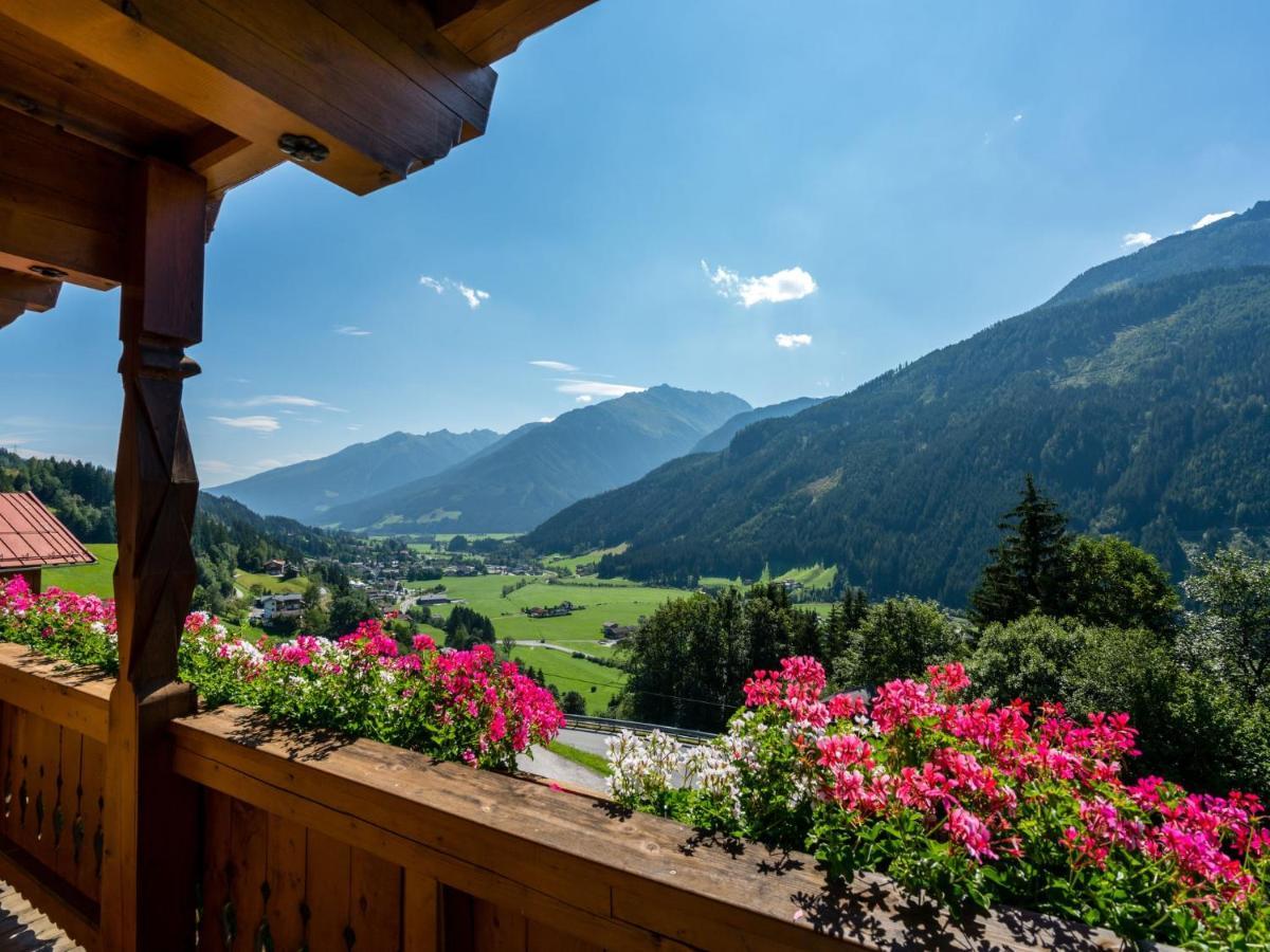 Cozy Apartment With Mountain Views Валд им Пинцгау Екстериор снимка