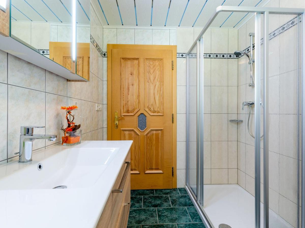Cozy Apartment With Mountain Views Валд им Пинцгау Екстериор снимка